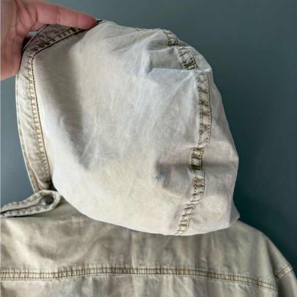 Aritzia Talula size small Women's Tan Utility trooper Jacket, 100% Cotton, Tan - Picture 10 of 10